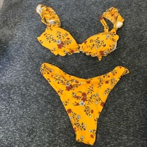2 Piece Bikini Zaful Yellow floral swim suit
